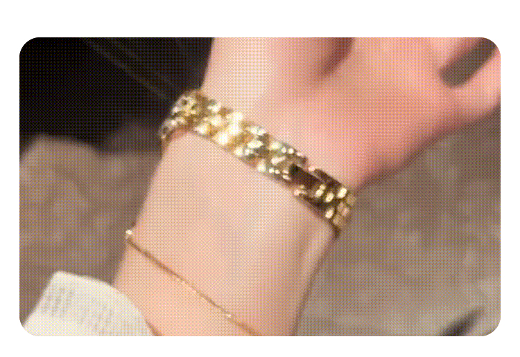 Retro Quartz Watch with Sparkling Rhinestones