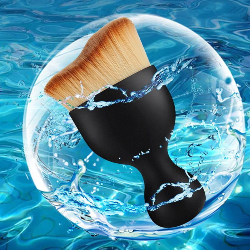 Brosse pour le nettoyage de l'intérieur de la voiture