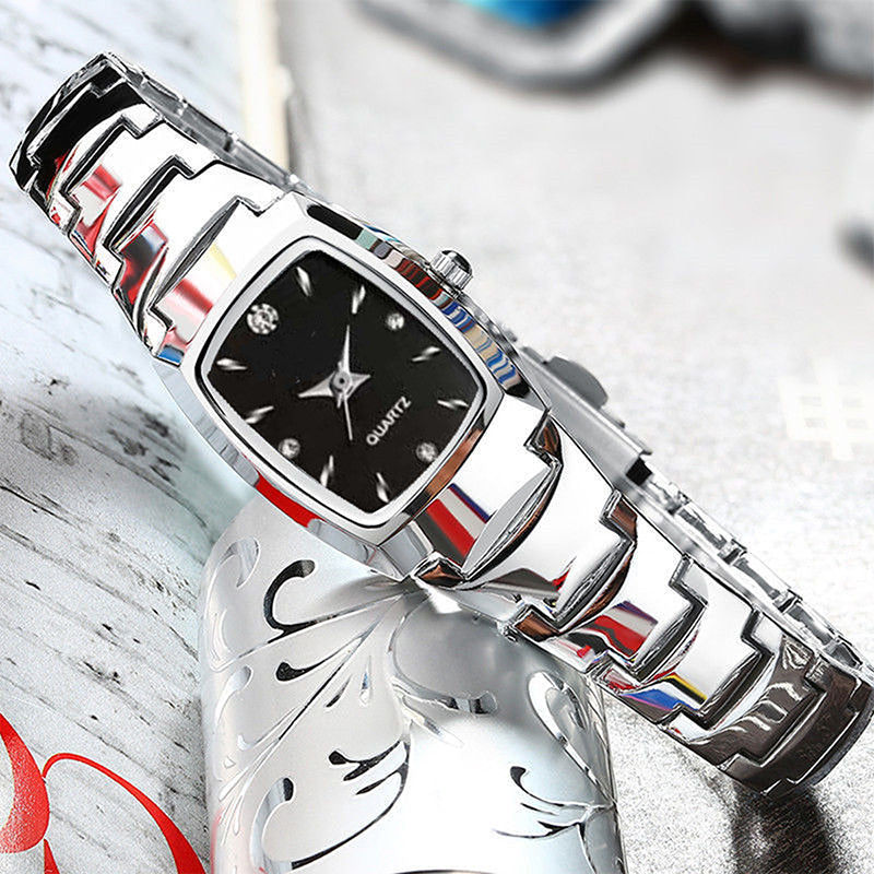 Montre élégante et étanche pour femme