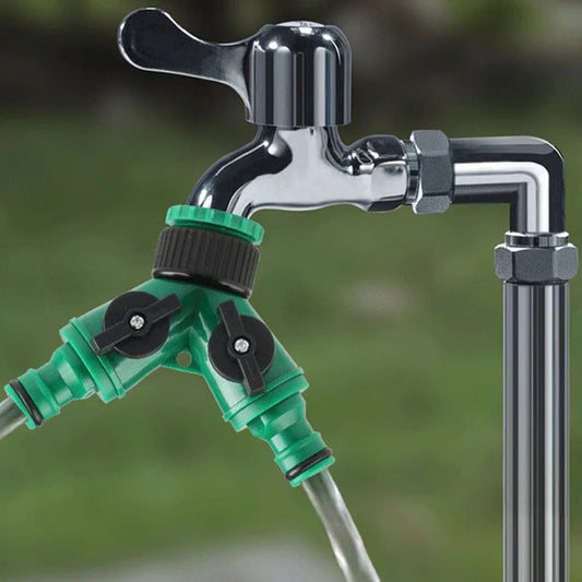 🚰 2 ACHETÉS = 1 OFFERT ! 🔥 Répartiteur de robinet à deux jets – Construction en laiton, étanche et compatible avec les tuyaux d'arrosage standard – idéal pour le jardin, la machine à laver ou l'arrosage simultané de deux appareils 🌿