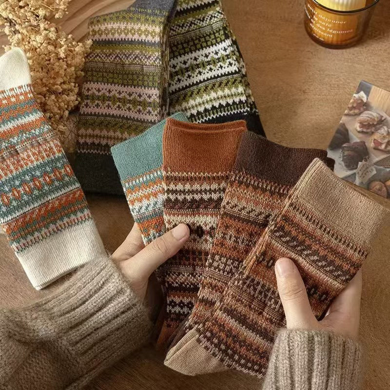 Chaussettes de style ethnique rétro