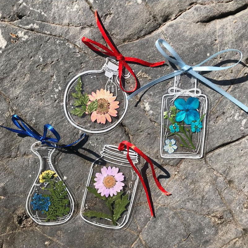 🌸Signets de Fleurs Séchées Transparentes（avec ruban de  gratuit）🦋