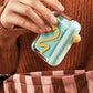 🧳🦷 Distributeur de fil dentaire portable – Rechargeable, format compact, se glisse dans le sac ou la trousse de toilette, encouragez une bonne hygiène bucco-dentaire partout 🌿👌