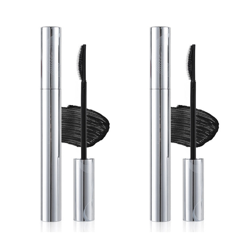Mascara waterproof longue tenue – Effet allongeant