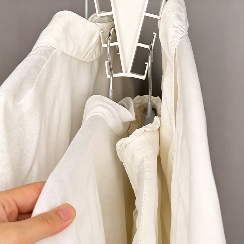 🏠 Offre à durée limitée – Rangement triangulaire pour vêtements, accessoires et bien plus encore 💖