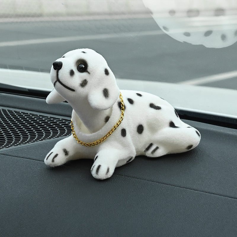 🐶 PROMO FLASH : 50% DE RÉDUCTION ! 🚗 Figurine Chien Hochet Décoration Tableau de Bord de Voiture – Mouvement Automatique – Peluche Floquage Premium – 7 Races Adorables au Choix – Cadeau Parfait pour Amoureux des Chiens 🎁