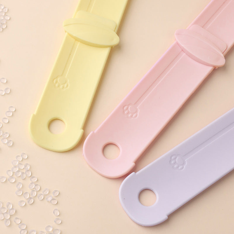 🥳BONNES AFFAIRES🥳💞50K+ VENDUS ! Cuillère d’alimentation pour chat ! Sans BPA, compression d’une seule main et cuillère large. Nourrissage propre – procurez‑vous la vôtre ! ✅